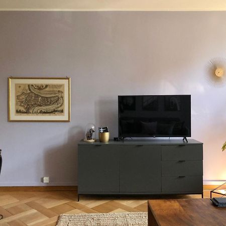 Historical, Bright & Beautiful In Old City - 3Rd Floor Bern Exteriör bild